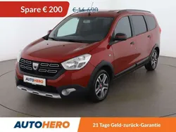 Rot Gebraucht 2019 Dacia Lodgy Stepway Van / Kleinbus | € 16.090 (Etwas zu teuer)