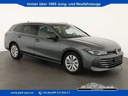 Grau Neu 2025 VW Passat Business Kombi | € 46.461 (Guter Preis)