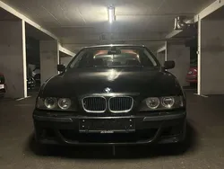 BMW 525