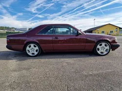 Rot Gebraucht 1989 Mercedes E300 Coupé | € 8.900