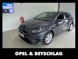 Neu 2025 Kia Ceed Silver Limousine | € 18.990 (Superpreis)