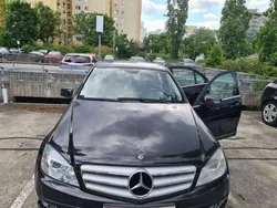 Gebraucht 2011 Mercedes C200 Avantgarde Limousine | € 14.500 (Etwas zu teuer)