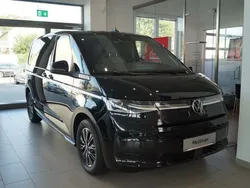 Schwarz metallicperleffektno Neu 2024 VW Multivan Style Kombi | € 67.490 (Guter Preis)