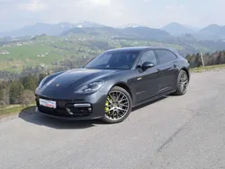 Grau Gebraucht 2017 Porsche Panamera 4 Sport Turismo Limousine | € 77.990 (Etwas zu teuer)