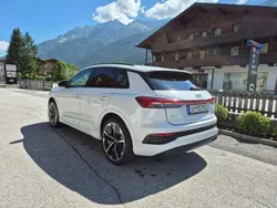 Weiß Gebraucht 2022 Audi Q4 e-tron SUV | € 37.000 (Superpreis)