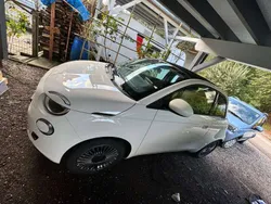 Weiß Gebraucht 2023 Fiat 500e Icon Cabrio | € 23.100 (Guter Preis)