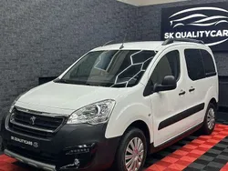 Weiß Gebraucht 2017 Peugeot Partner Tepee Outdoor Van / Kleinbus | € 12.990