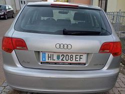 Silber Gebraucht 2006 Audi A3 Sportback Attraction Kleinwagen | € 3.300 (Fairer Preis)