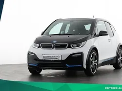 Capparisweiß akzent bmw i blau Gebraucht 2022 BMW i3 Kleinwagen | € 24.990 (Etwas zu teuer)