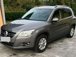 Grau Gebraucht 2010 VW Tiguan SUV | € 7.600 (Fairer Preis)