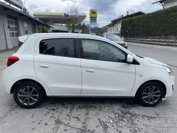 Weiß Gebraucht 2017 Mitsubishi Space Star Invite Limousine | € 4.990 (Guter Preis)