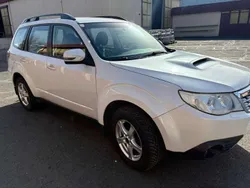Weiß Gebraucht 2012 Subaru Forester SUV | € 11.000