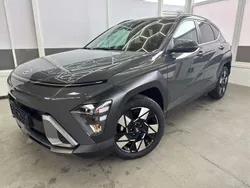 Grau Neu 2025 Hyundai Kona Premium SUV | € 34.721 (Etwas zu teuer)