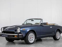 Blau Gebraucht 1985 Fiat 124 Spider Cabrio | € 29.900