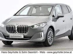 Skyscraper grau metallic Gebraucht 2024 BMW 218 Active Tourer Luxury Line Van / Kleinbus | € 39.480 (Etwas zu teuer)