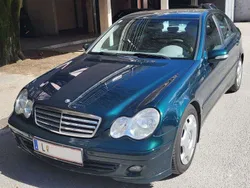 Grün Gebraucht 2006 Mercedes C200 Classic Limousine | € 3.000 (Superpreis)