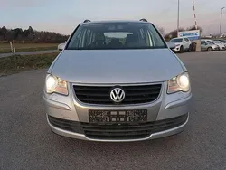 Grau Gebraucht 2007 VW Touran Trendline Van / Kleinbus | € 2.390