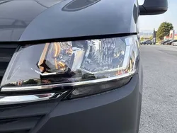 Mittelgrau normal Neu 2025 VW T6.1 Van | € 37.690 (Guter Preis)