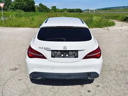 Weiß Gebraucht 2019 Mercedes CLA200 Shooting Brake Edition Kombi | € 19.900 (Guter Preis)