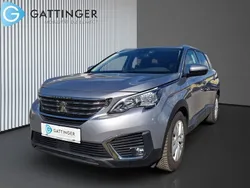 Grau Gebraucht 2019 Peugeot 5008 Active Van / Kleinbus | € 18.980 (Guter Preis)