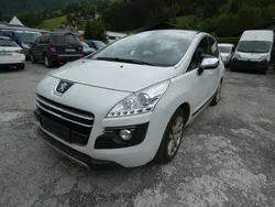 Weiß Gebraucht 2012 Peugeot 3008 Limousine | € 4.000