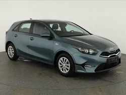 Weiß Neu 2025 Kia Ceed Limousine | € 26.914 (Guter Preis)