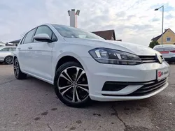 Weiß Gebraucht 2018 VW Golf VII Limousine | € 12.390 (Guter Preis)