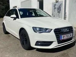 Weiß Gebraucht 2014 Audi A3 Sportback Limousine | € 9.800 (Fairer Preis)