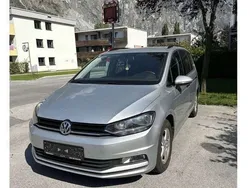 Grau Gebraucht 2016 VW Touran Trendline Van / Kleinbus | € 13.000 (Fairer Preis)