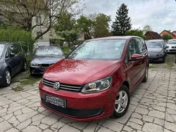 Rot Gebraucht 2011 VW Touran Van / Kleinbus | € 9.290 (Fairer Preis)