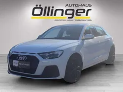 Weiß Gebraucht 2021 Audi A1 Sportback Comfort Kleinwagen | € 22.950 (Fairer Preis)