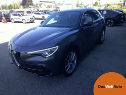 Dunkelgrau metallicperleffekt Gebraucht 2017 Alfa Romeo Stelvio Super SUV | € 21.875 (Superpreis)