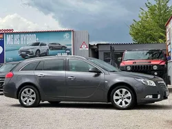 Grau Gebraucht 2009 Opel Insignia Cosmo Kombi | € 3.990 (Guter Preis)