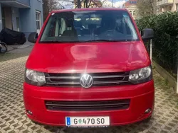 Rot Gebraucht 2013 VW T5 Startline Van | € 16.000 (Teuer)
