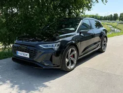 Schwarz metallicperleffektno Gebraucht 2024 Audi SQ8 e-tron Sport SUV | € 85.900