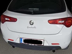 Weiß Gebraucht 2012 Alfa Romeo Giulietta Distinctive Kleinwagen | € 8.777