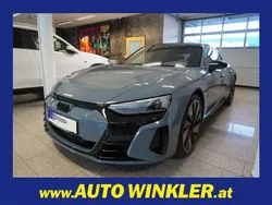 Grau Gebraucht 2023 Audi e-tron GT quattro Premium Limousine | € 61.770 (Guter Preis)