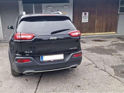 Schwarz Gebraucht 2016 Jeep Cherokee Limited SUV | € 9.800 (Superpreis)