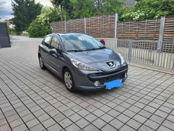 Grau Gebraucht 2009 Peugeot 207 Active Kleinwagen | € 2.700 (Guter Preis)