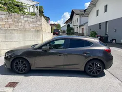 Bronze Gebraucht 2016 Mazda 3 Inclusive Limousine | € 10.900 (Fairer Preis)