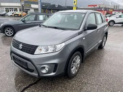 Grau Gebraucht 2016 Suzuki Vitara GL SUV | € 11.990 (Etwas zu teuer)