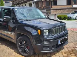 Schwarz Gebraucht 2015 Jeep Renegade Sport SUV | € 9.490 (Superpreis)