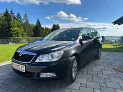 Schwarz Gebraucht 2013 Skoda Octavia Elegance Kombi | € 10.900 (Fairer Preis)
