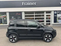 Schwarz Neu 2025 Fiat Panda Cross Cross Kleinwagen | € 15.400