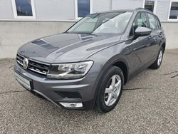 Dunkelgrau metallic Gebraucht 2016 VW Tiguan Trendline SUV | € 21.600 (Etwas zu teuer)