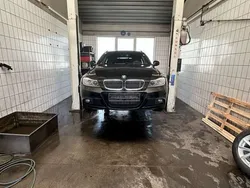 Gebraucht 2011 BMW 318 Advantage Kombi | € 9.500 (Fairer Preis)
