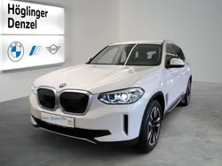 Mineralweiß Gebraucht 2021 BMW iX3 SUV | € 34.990 (Etwas zu teuer)