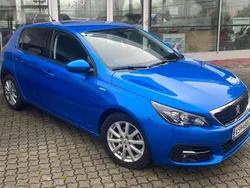 Blau Gebraucht 2021 Peugeot 308 Limousine | € 13.990 (Superpreis)