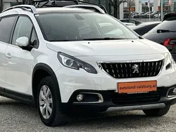 Weiß Gebraucht 2017 Peugeot 2008 Allure SUV | € 11.900 (Fairer Preis)