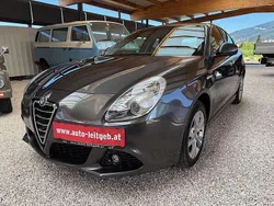 Grau Gebraucht 2012 Alfa Romeo Giulietta Kleinwagen | € 4.990